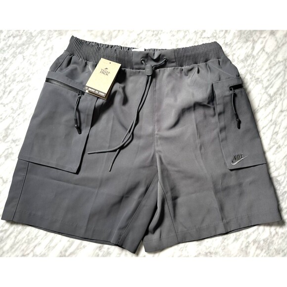 Nike Sportswear Tech Pack Shorts Woven Utility FB7528-068 Gray Mens Medium NEW - Picture 1 of 14